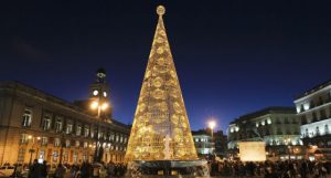 Árbol de navidad en la Puerta del Sol, Madrid. 